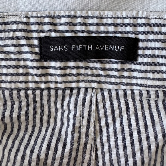 Saks Fifth Avenue‎ Women's 38 Striped Casual Walking Shorts Gray & White Preppy - Picture 6 of 15